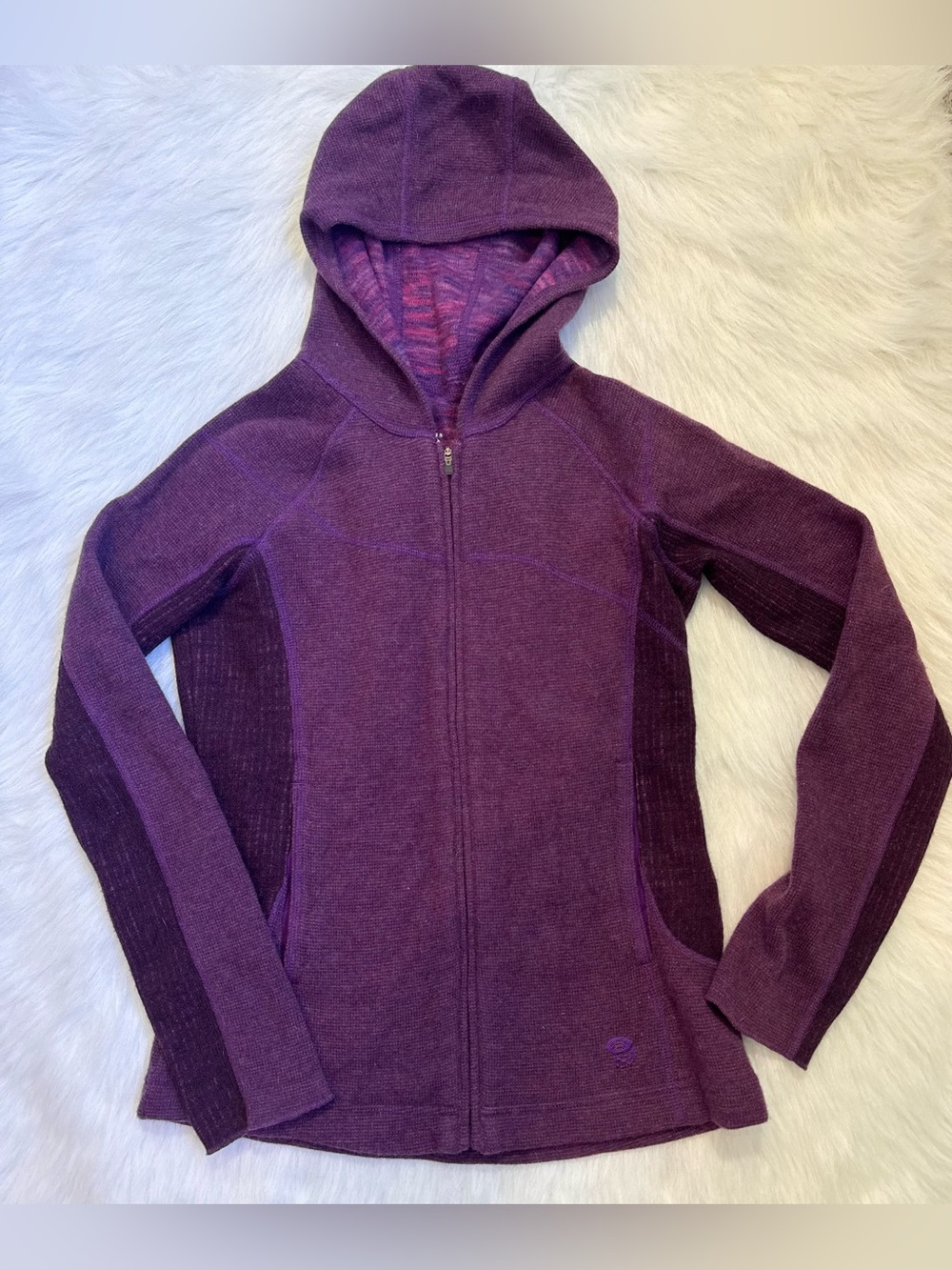 Mountain Hardwear Wool Sweater 💜💗